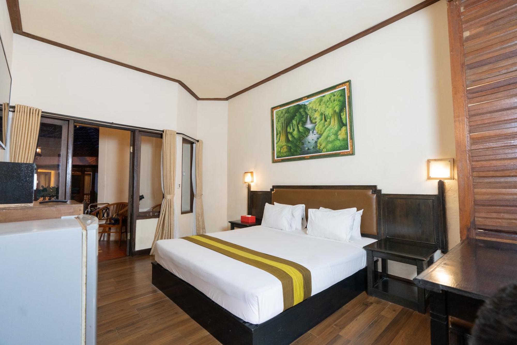 The Flora Kuta Bali Hotel Екстериор снимка