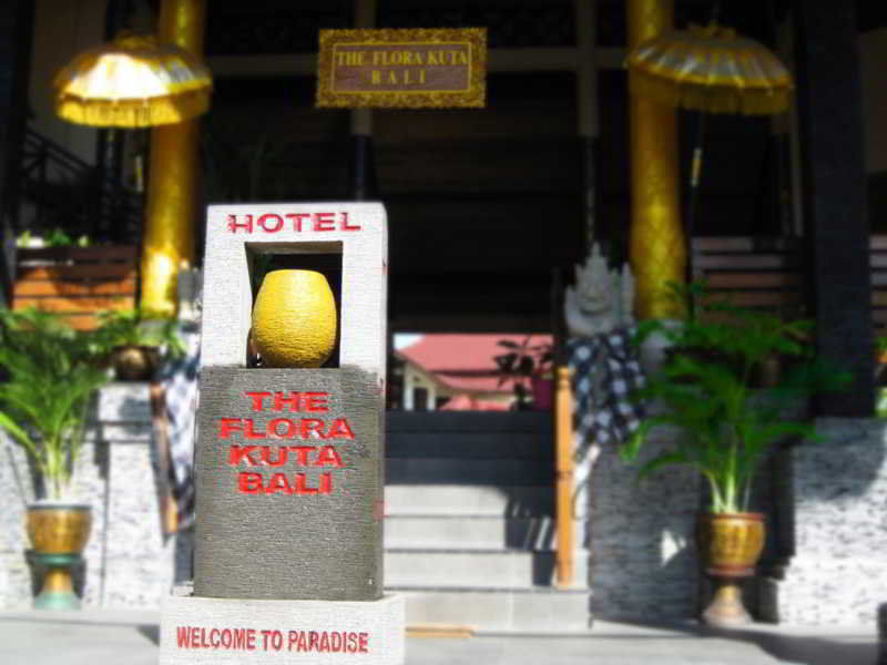 The Flora Kuta Bali Hotel Екстериор снимка